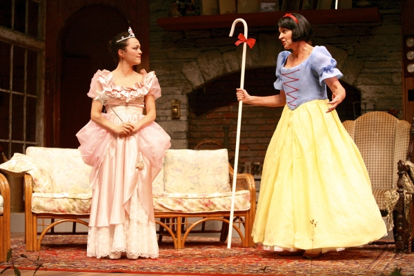 Midori Iwama (as Nina) and Nance Williamson (as Masha) Photo