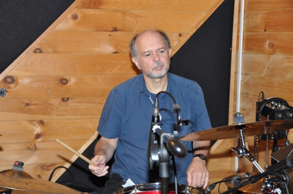 Exclusive Photo Coverage: CINDERELLA Cast Brings a Little Christmas to Carols For A Cure!  Image