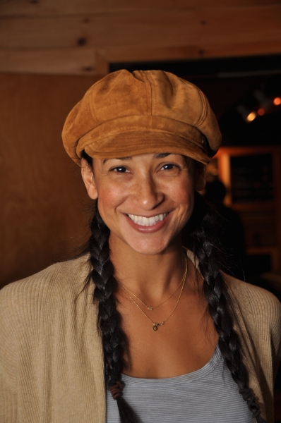 Exclusive Photo Coverage: ALADDIN Cast Brings Some Magic to Carols For A Cure!  Image