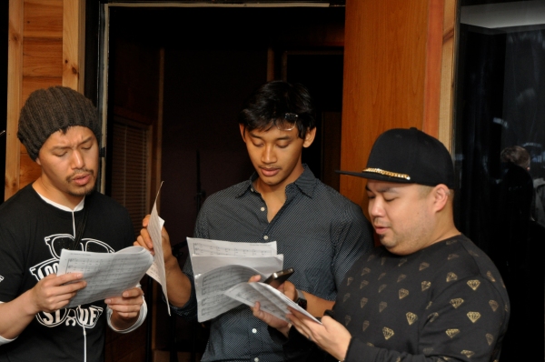 Exclusive Photo Coverage: ALADDIN Cast Brings Some Magic to Carols For A Cure!  Image
