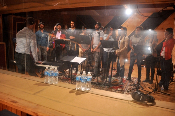 Exclusive Photo Coverage: ALADDIN Cast Brings Some Magic to Carols For A Cure!  Image