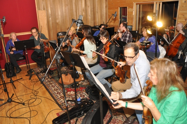 Exclusive Photo Coverage: THE PHANTOM OF THE OPERA Cast Brings a Torch to Carols For A Cure  Image