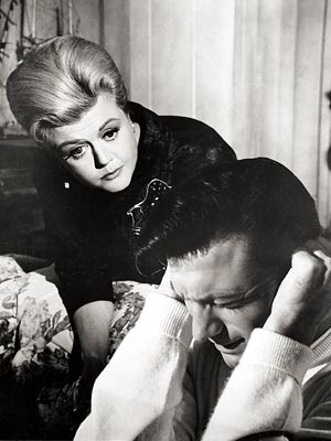 BWW Exclusive: ALL EYES ON ANGELA LANSBURY; Richard Jay-Alexander Talks to the Accomplished Star Image