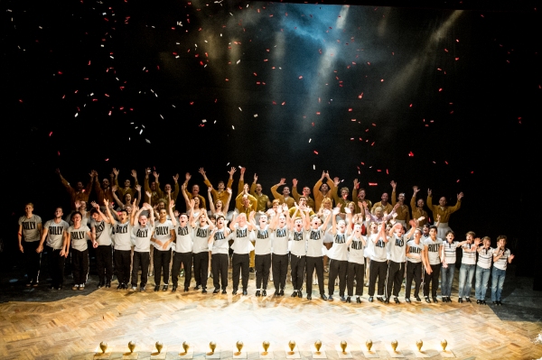 Photo Coverage Special: 25 Billy Elliots Unite in Special Finale of BILLY ELLIOT THE MUSICAL for Live Taping!  Image