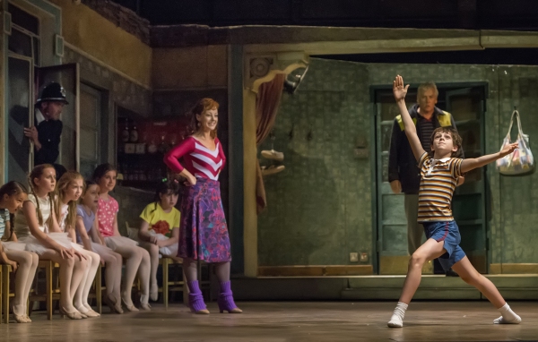 Photo Coverage Special: 25 Billy Elliots Unite in Special Finale of BILLY ELLIOT THE MUSICAL for Live Taping!  Image