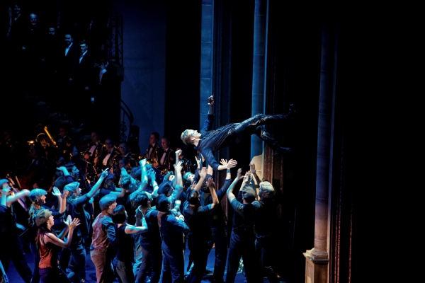 Photo Flash: Michael Ball, Freddie Huddlestone and More Perform in WEST END HEROES Image