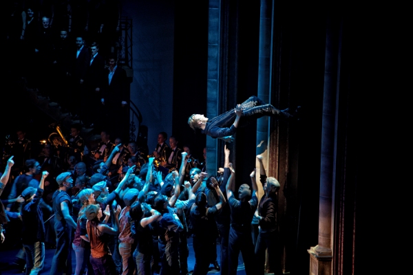 Photo Flash: Michael Ball, Freddie Huddlestone and More Perform in WEST END HEROES Image