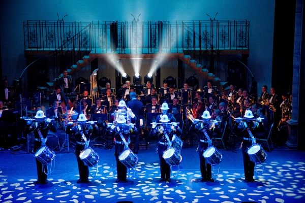 Photo Flash: Michael Ball, Freddie Huddlestone and More Perform in WEST END HEROES Image