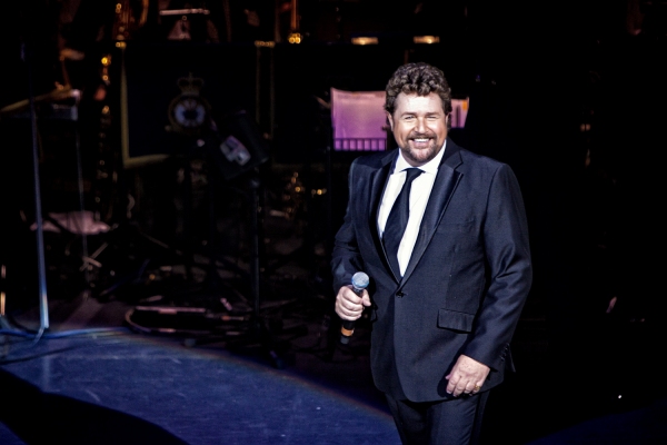 Photo Flash: Michael Ball, Freddie Huddlestone and More Perform in WEST END HEROES Image