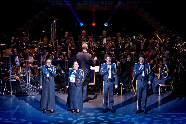 Photo Flash: Michael Ball, Freddie Huddlestone and More Perform in WEST END HEROES Image