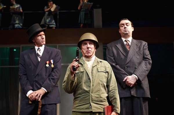 Photo Flash: First Look at Great Lakes Theater's THE MERRY WIVES OF WINDSOR Image