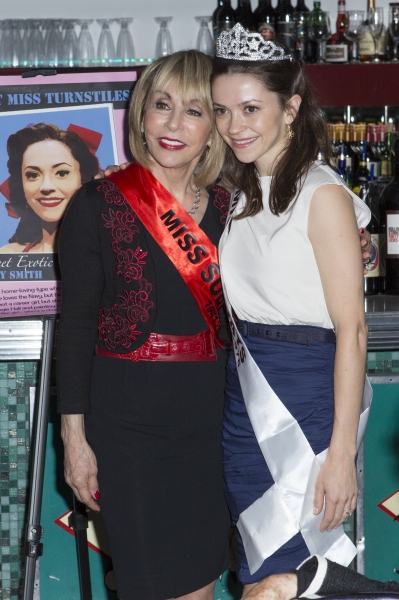 Photo Coverage: ON THE TOWN's Megan Fairchild Crowned Honorary Miss Subways at Ellen's Stardust Diner Image