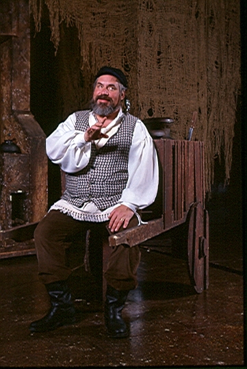 Photo Flash: Sneak Peek at Douglas E. Stark and More in Beef & Boards' FIDDLER ON THE ROOF Image