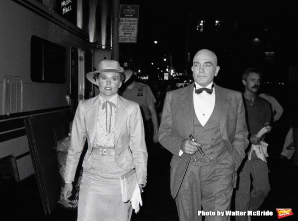 Photo Blast from Past: On the Set with ANNIE Cast in 1982 Image
