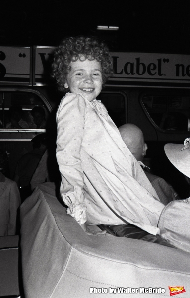 Photo Blast from Past: On the Set with ANNIE Cast in 1982 Image