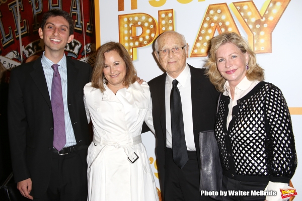 Photo Coverage: On the Red Carpet for IT'S ONLY A PLAY -Part 2  Image