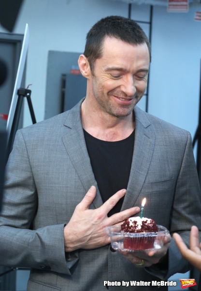 Photo Coverage: EXTRA Delivers Hugh Jackman a Birthday Cupcake! Image