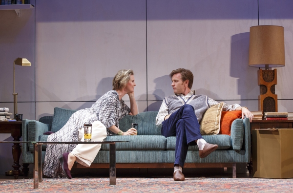 Photo Flash: First Look at Ewan McGregor, Maggie Gyllenhaal, Cynthia Nixon and More in THE REAL THING Image