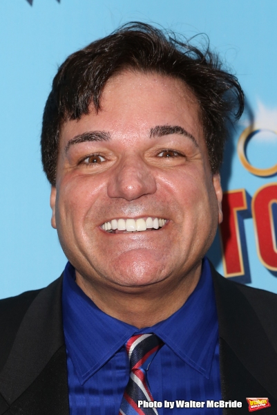 Photo Coverage: Stars Hit the ON THE TOWN Red Carpet  Image