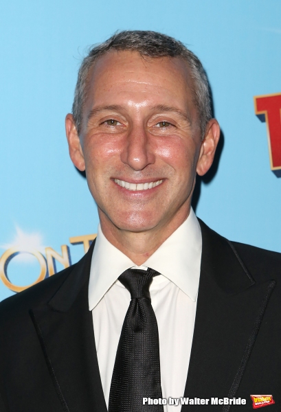 Photo Coverage: Stars Hit the ON THE TOWN Red Carpet  Image