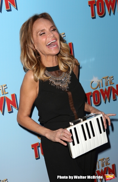 Photo Coverage: Stars Hit the ON THE TOWN Red Carpet  Image