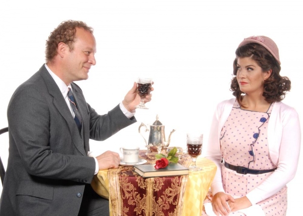 Photo Flash: First Look at Lakewood Theatre Company's SHE LOVES ME Image