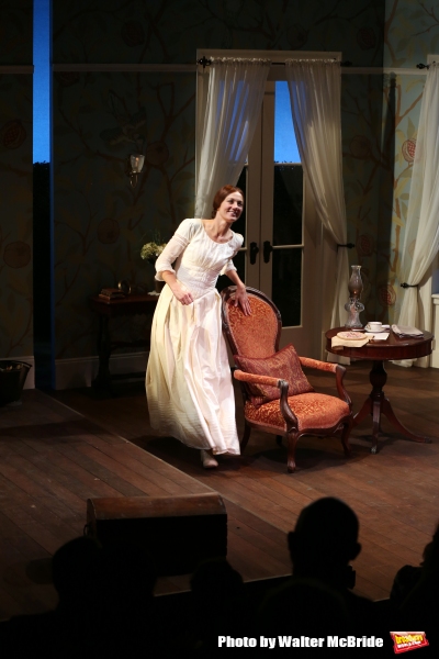 Photo Coverage: Joely Richardson Takes Opening Night Bows in THE BELLE OF AMHERST Image