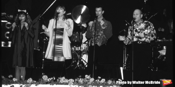 Manhattan Transfer: Janis Siegel, Cheryl Bentyne, Alan Paul and Tim Hauser performing Photo