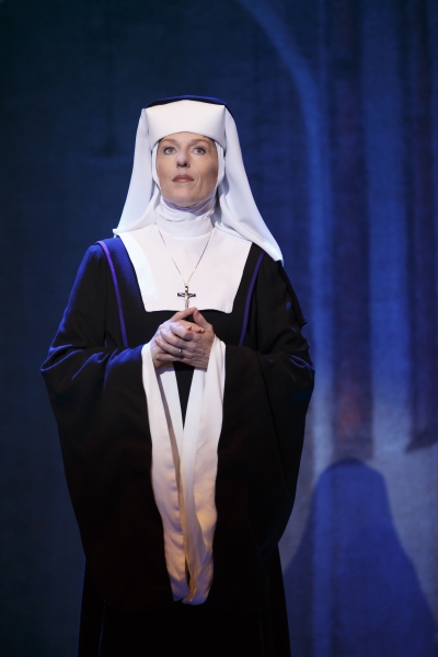 Photo Flash: First Look at Kerissa Arrington and the New Cast of the SISTER ACT National Tour! 