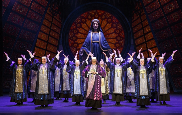 Photo Flash: First Look at Kerissa Arrington and the New Cast of the SISTER ACT National Tour! 