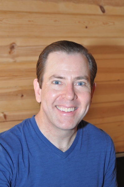 Exclusive Photo Coverage: A GENTLEMAN'S GUIDE TO LOVE AND MURDER Gets in the Holiday Spirit for Carols For A Cure  Image