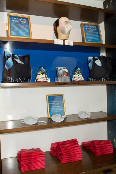 Photo Coverage: Norm Lewis and More Celebrate PHANTOM OF THE OPERA Pop-Up Shop and Gallery Opening  Image