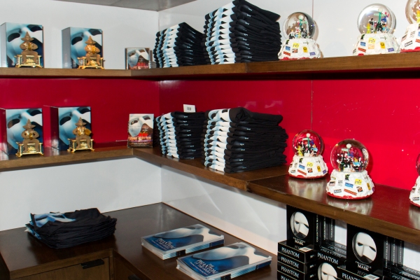 Photo Coverage: Norm Lewis and More Celebrate PHANTOM OF THE OPERA Pop-Up Shop and Gallery Opening  Image