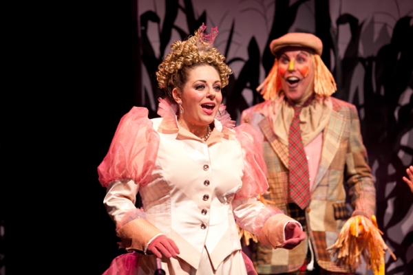 Photo Flash: First Look at Pantochino Productions' THE WICKED WITCH OF THE WEST: KANSAS OR BUST Image