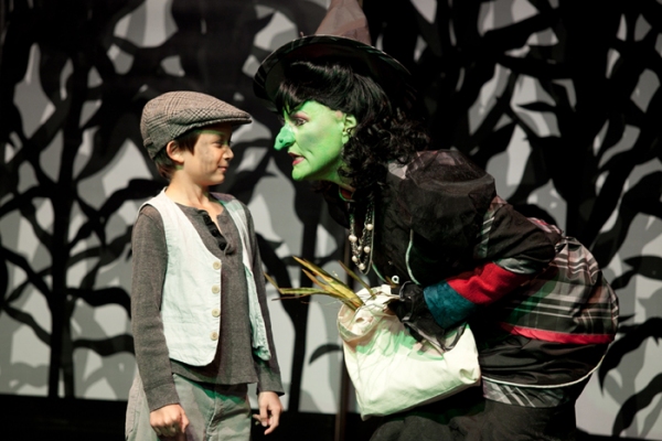 Photo Flash: First Look at Pantochino Productions' THE WICKED WITCH OF THE WEST: KANSAS OR BUST Image
