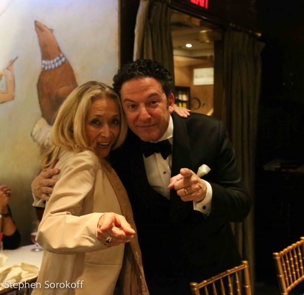 Photo Coverage: Bucky Pizzarelli Steps in for Jessica Molaskey at Cafe Carlyle Image