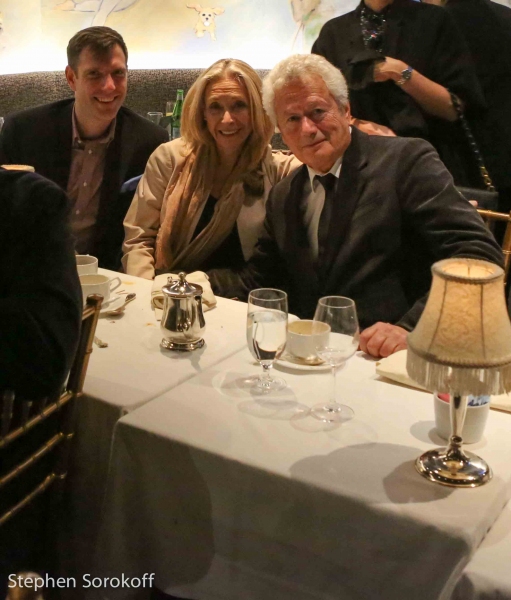 Photo Coverage: Bucky Pizzarelli Steps in for Jessica Molaskey at Cafe Carlyle Image