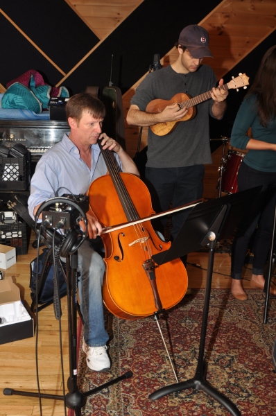 Exclusive Photo Coverage: ONCE Cast Comes A-Wassailing for Carols For A Cure! Image
