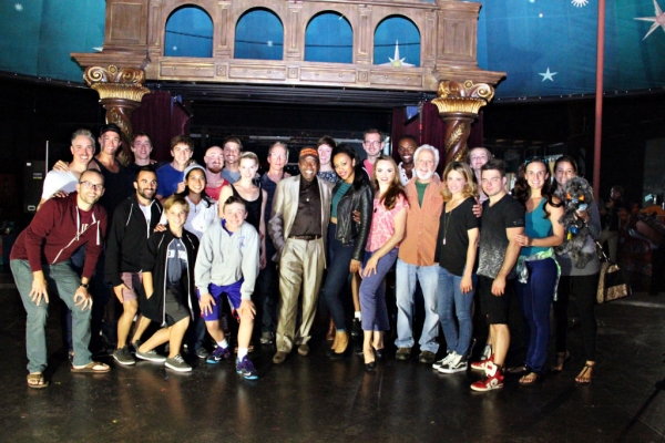 Photo Flash: Ben Vereen Reunites With PIPPIN Cast on National Tour Image