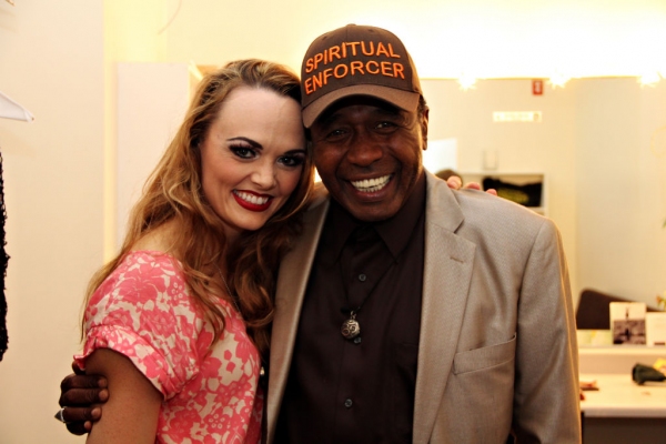 Photo Flash: Ben Vereen Reunites With PIPPIN Cast on National Tour Image