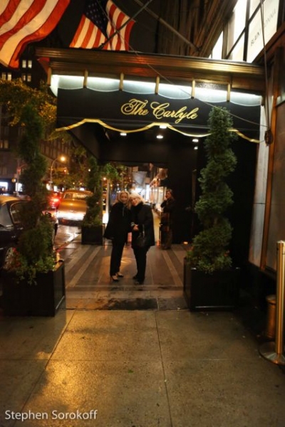 Photo Coverage: John Pizzarelli and Jessica Molaskey Bring 'Grownup Songs' to Cafe Carlyle Image