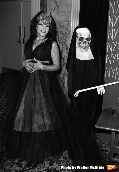 Photo Coverage: Inside FELLINI HULAWEENI with Bette Midler & More Image