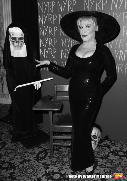 Photo Coverage: Inside FELLINI HULAWEENI with Bette Midler & More Image