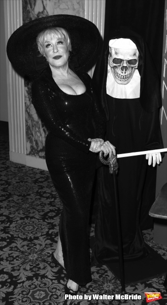 Photo Coverage: Inside FELLINI HULAWEENI with Bette Midler & More Image