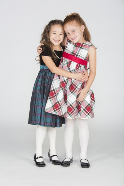 Gabriella Dimmick and Taylor Coleman star as Cindy-Lou Who Photo