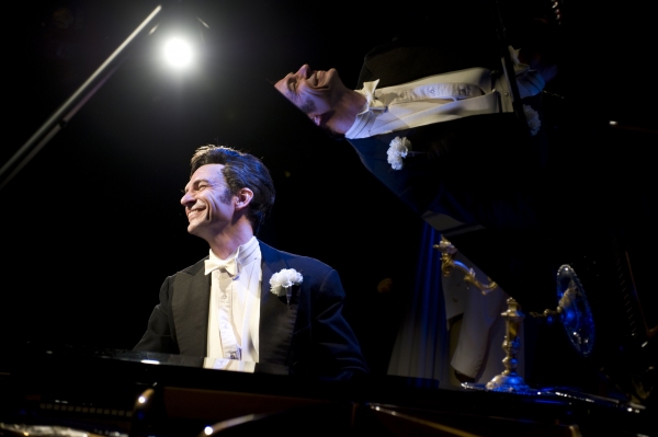 Photo Flash: First Look of the Milwaukee Repertory Theater's Production of LIBERACE! Image