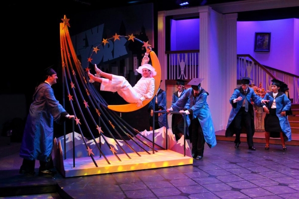 Photo Flash: More Production Photos from HTC's MAME Image