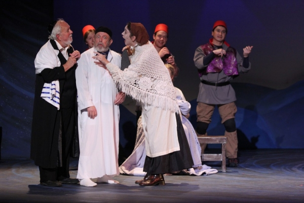 Photo Flash: First Look at Seattle Musical Theater's FIDDLER ON THE ROOF, Opening Tonight 