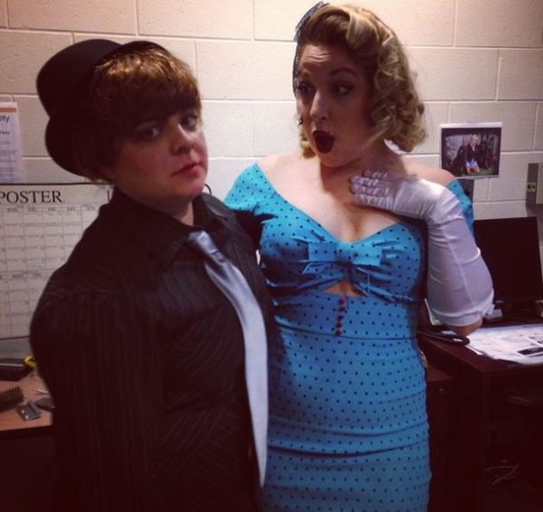 Photo Flash: Saturday Intermission Pics November 8- SATURDAY NIGHT Cast Takes First SIP and More! Image