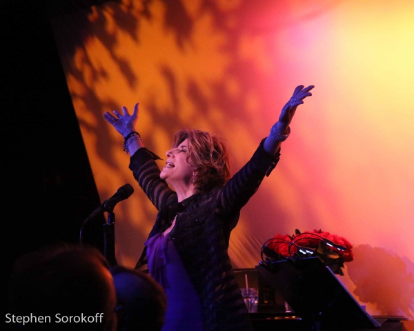 Photo Coverage: Marieann Meringolo Brings CRAZY LOVE to Metropolitan Room Image